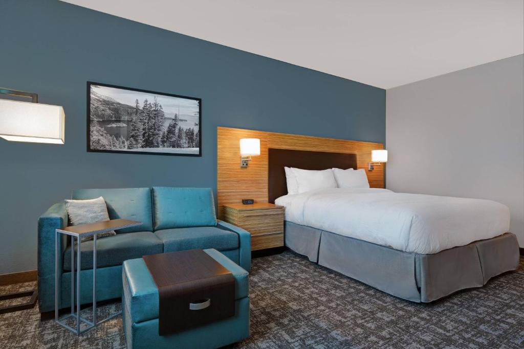 TownePlace Suites Sacramento Airport Natomas photo 2