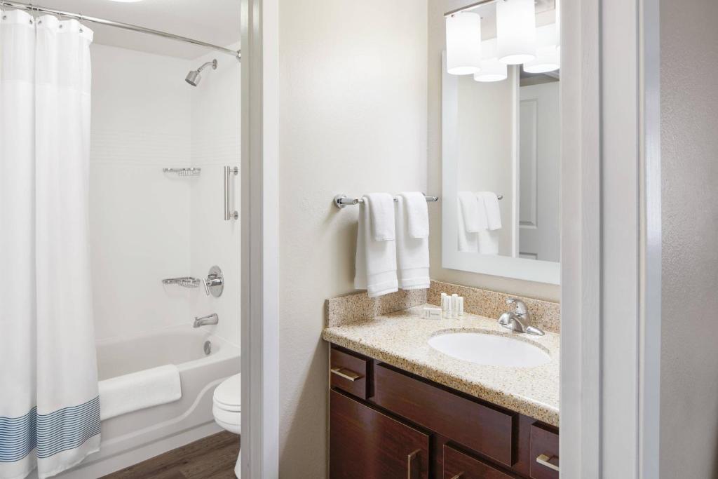 TownePlace Suites Tempe at Arizona Mills Mall photo 3