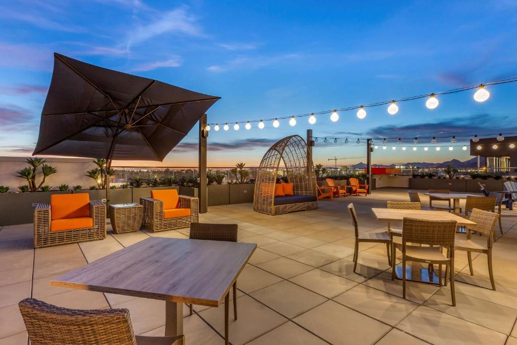 Vīb Hotel by Best Western Phoenix - Tempe photo 2