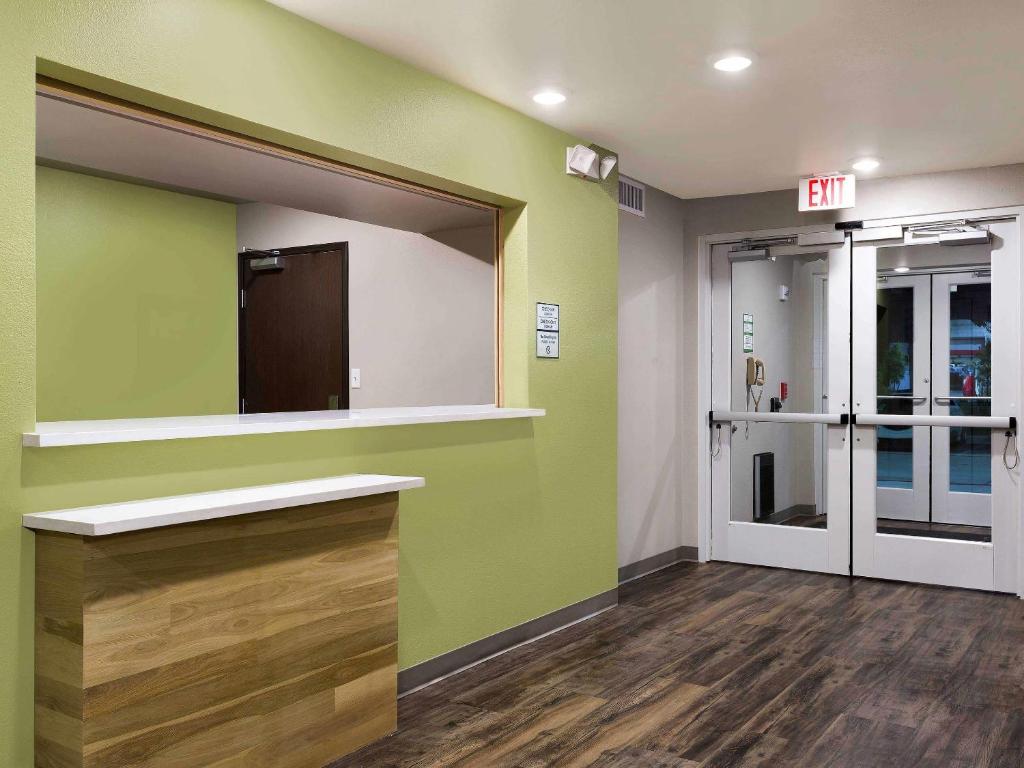 WoodSpring Suites Charlotte Airport photo 4