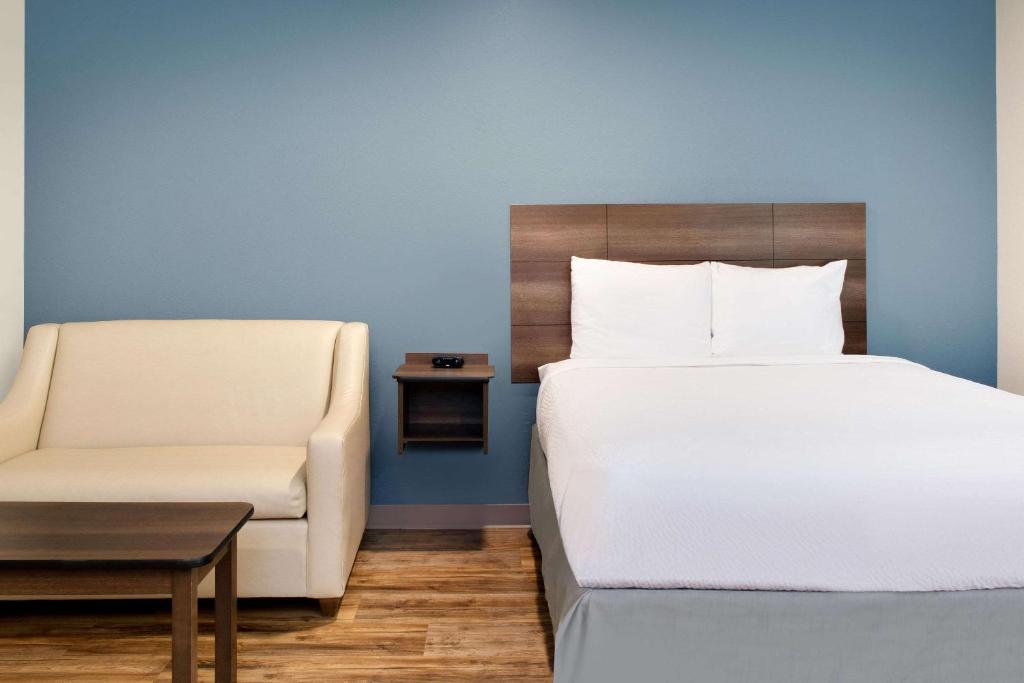 WoodSpring Suites Nashville Airport photo 2