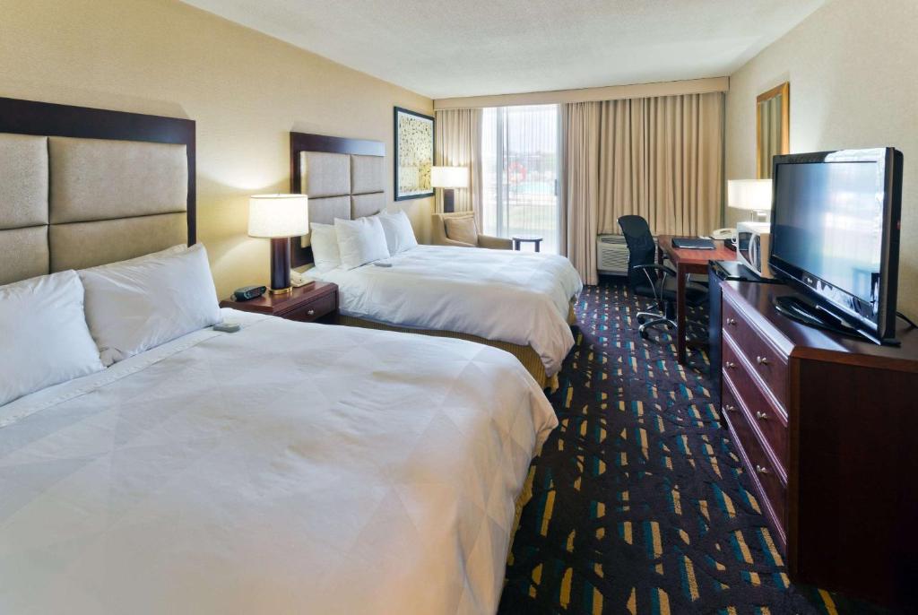 Wyndham Chicago O'Hare photo 2