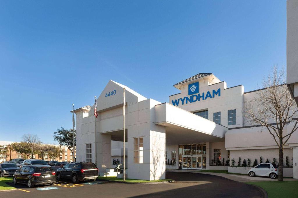 Wyndham DFW Airport, photo 1