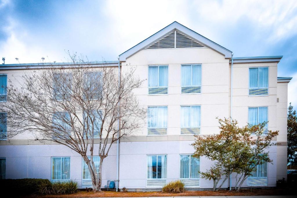 Wyndham Garden New Orleans Airport, photo 1