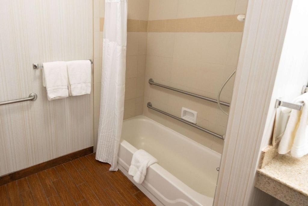 Wyndham Garden New Orleans Airport photo 3