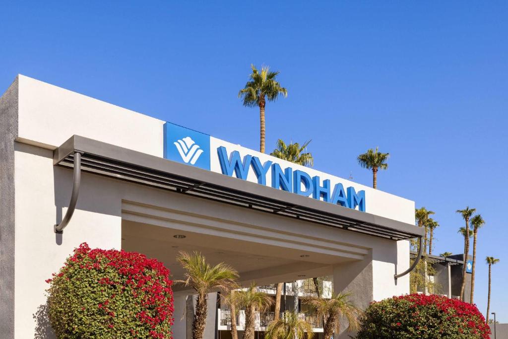 Wyndham Phoenix Airport - Tempe, photo 1
